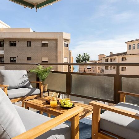 Sea View 2 Bedroom Apartment 2 Min Away From The Beach Торремолинос Экстерьер фото